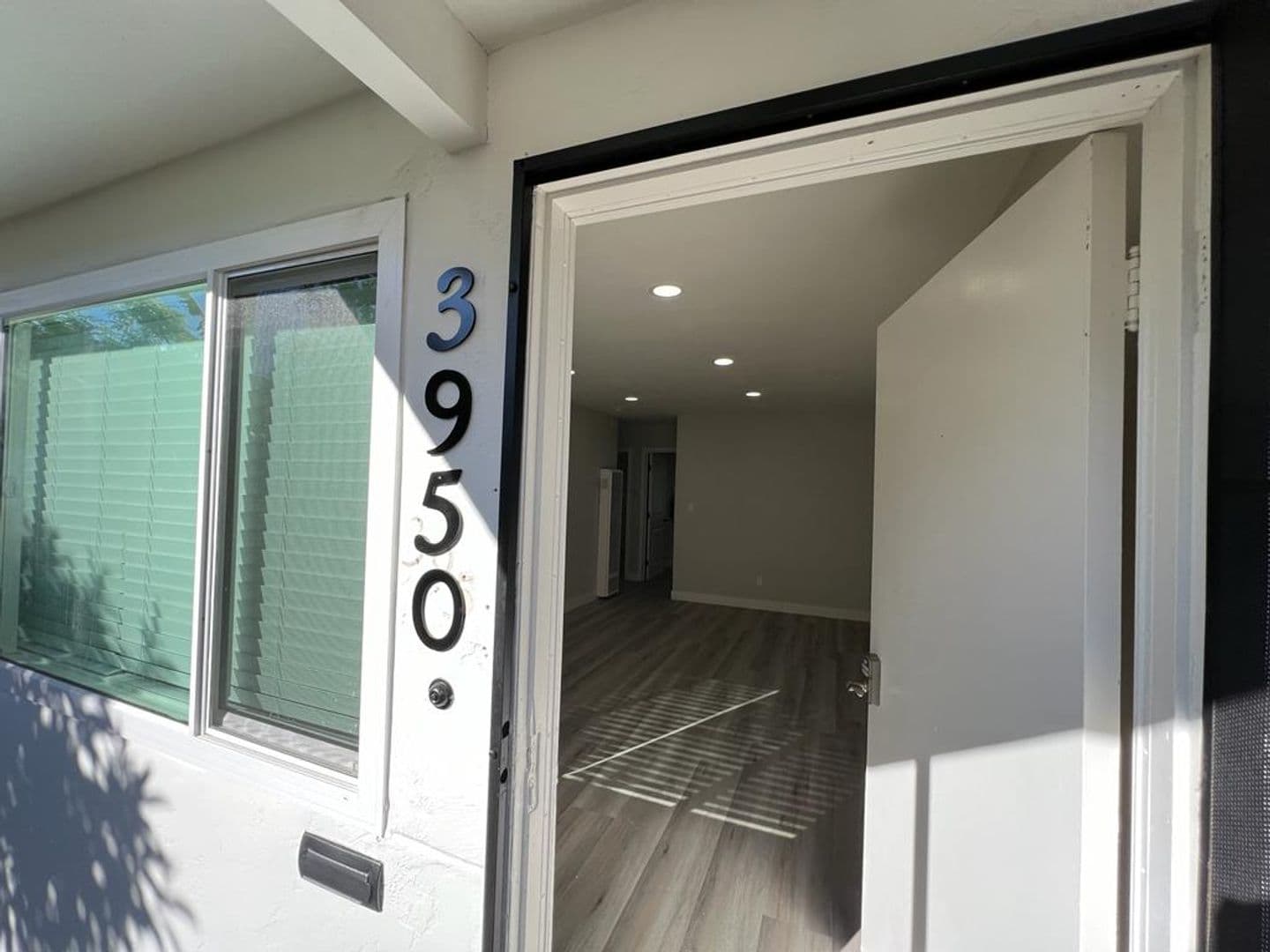 San Diego Apartment: 3946-3950 Mississippi Street