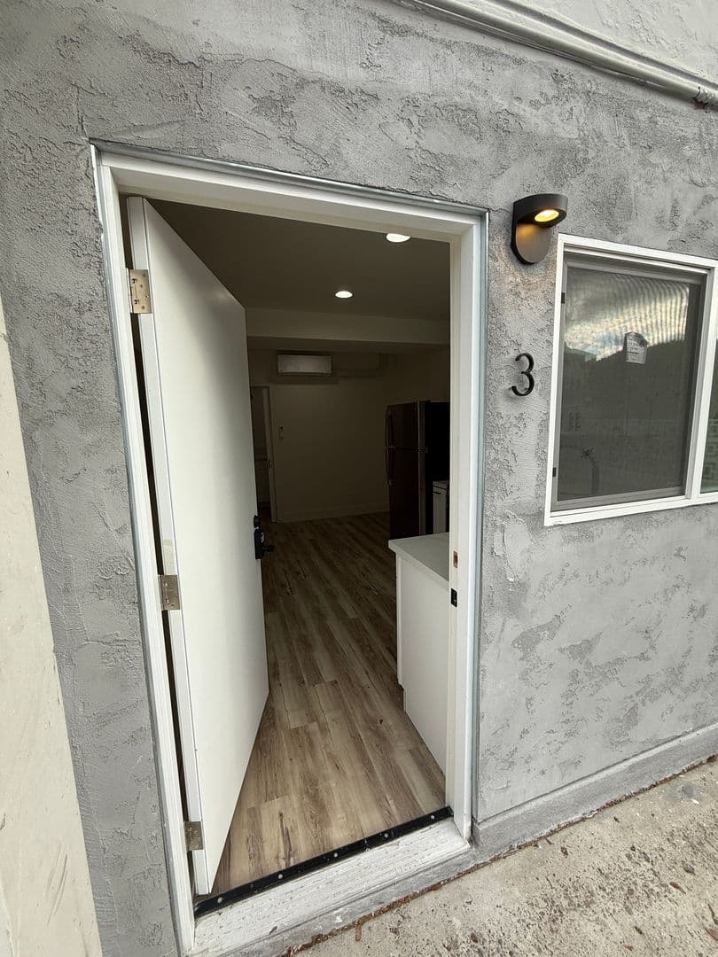 San Diego Apartment: 2312-2318 Chatsworth Blvd