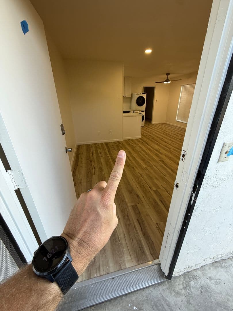 San Diego Apartment: 4605 Voltaire Street