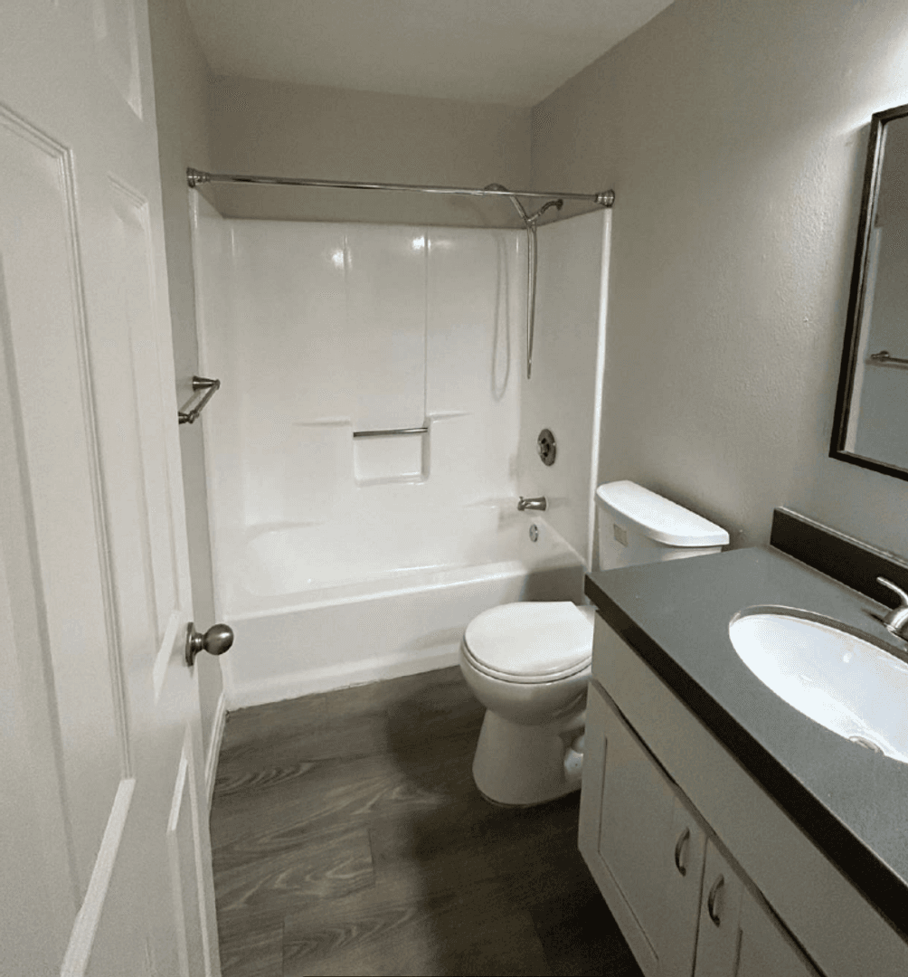 San Diego Apartment: 525 28th Street