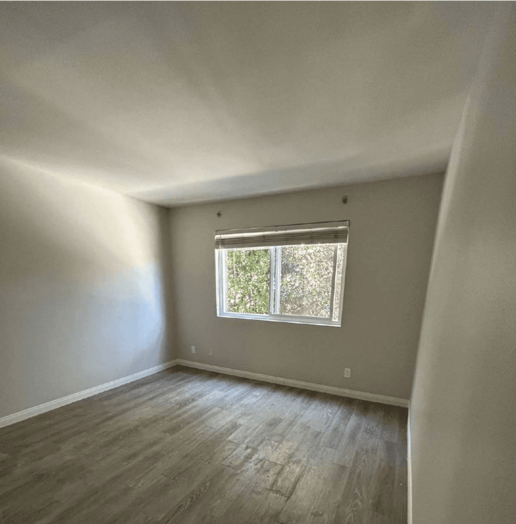 San Diego Apartment: 525 28th Street