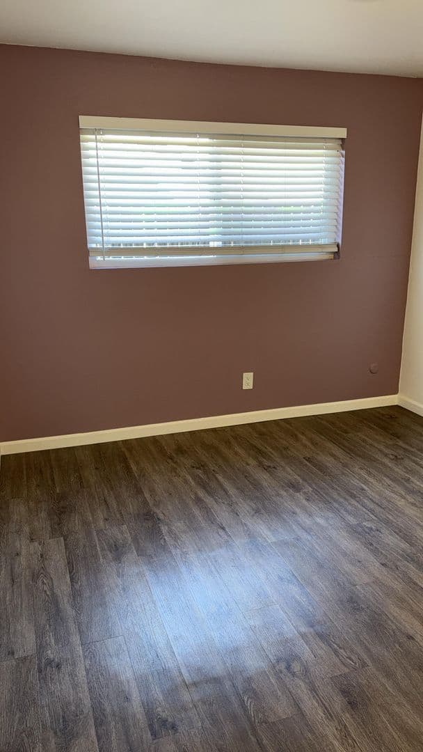 San Diego Apartment: 3470 Monroe Ave