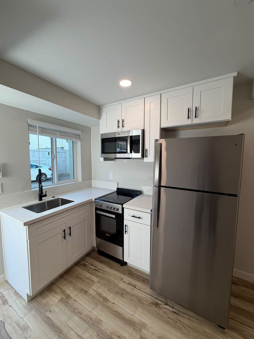 San Diego Apartment: 3513-3533 1st Ave