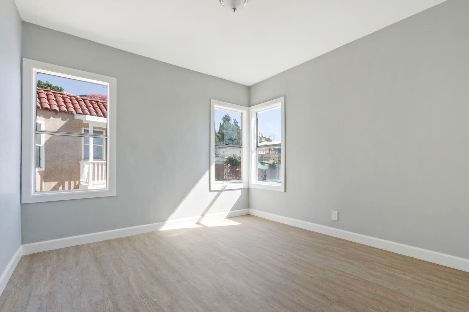 Los Angeles Apartment: 3338 City Terrace Dr