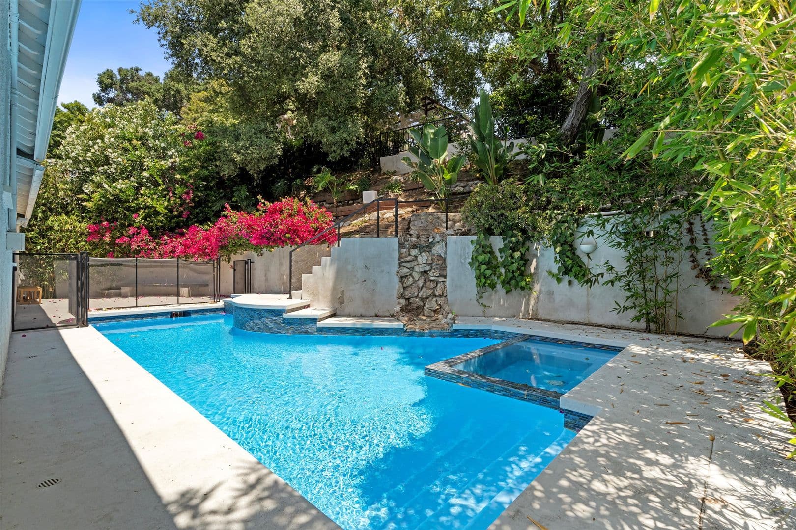 Glendale House: 2714 Hollister Terrace