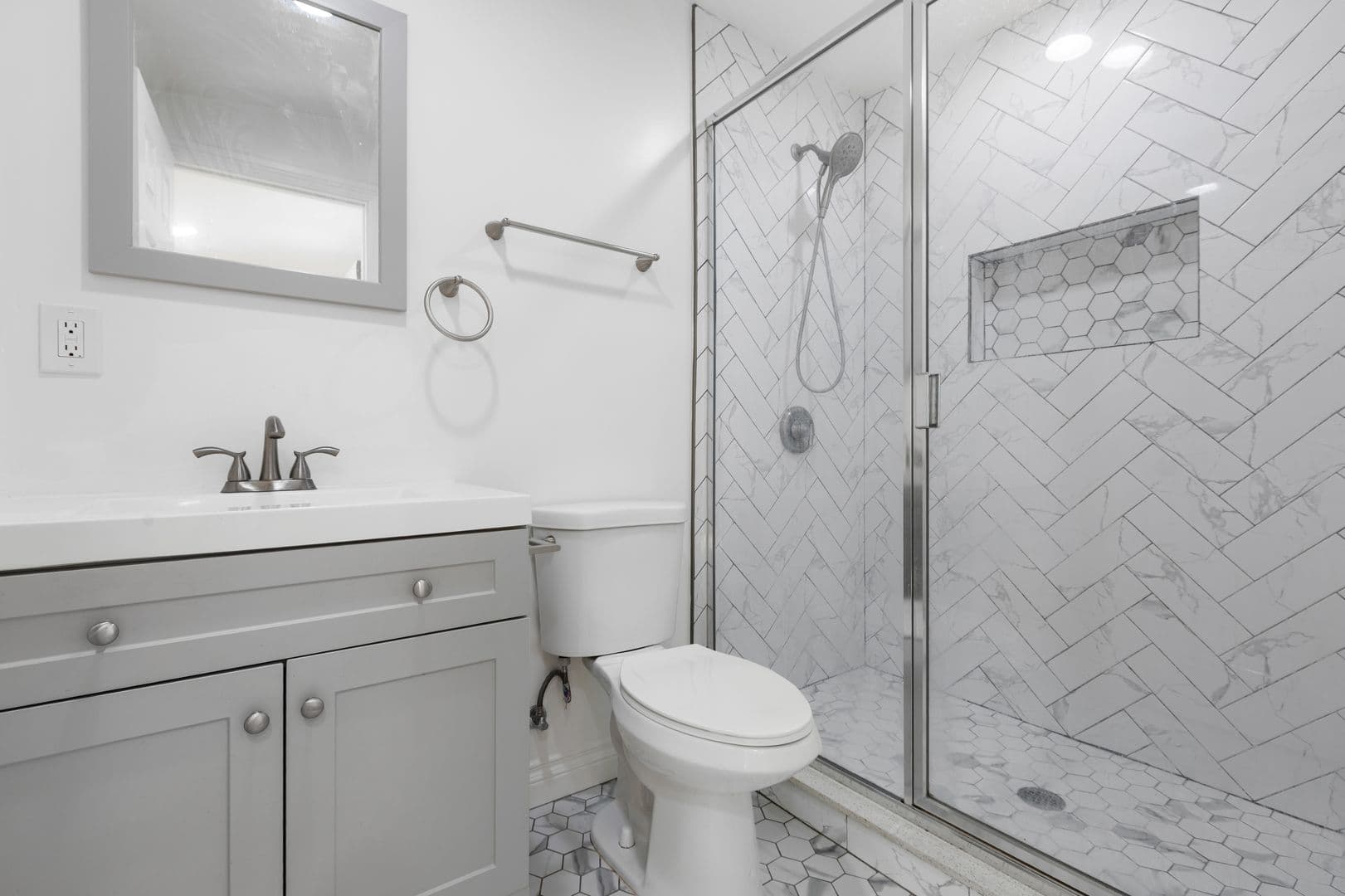 Los Angeles Condo: 2641 Riverside Terrace