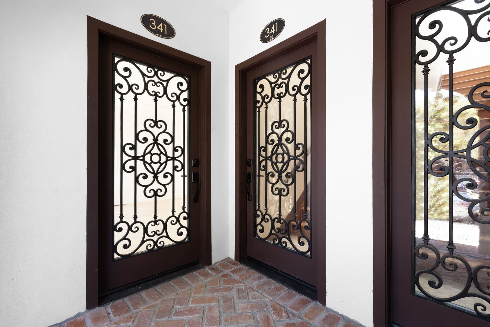Los Angeles Condo: 341 N Genesee Ave