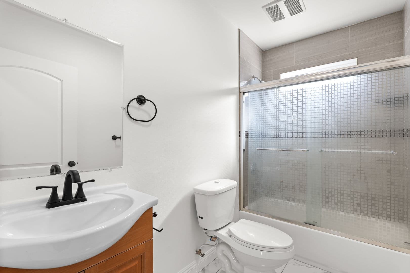 Los Angeles Condo: 1530 N Soto St