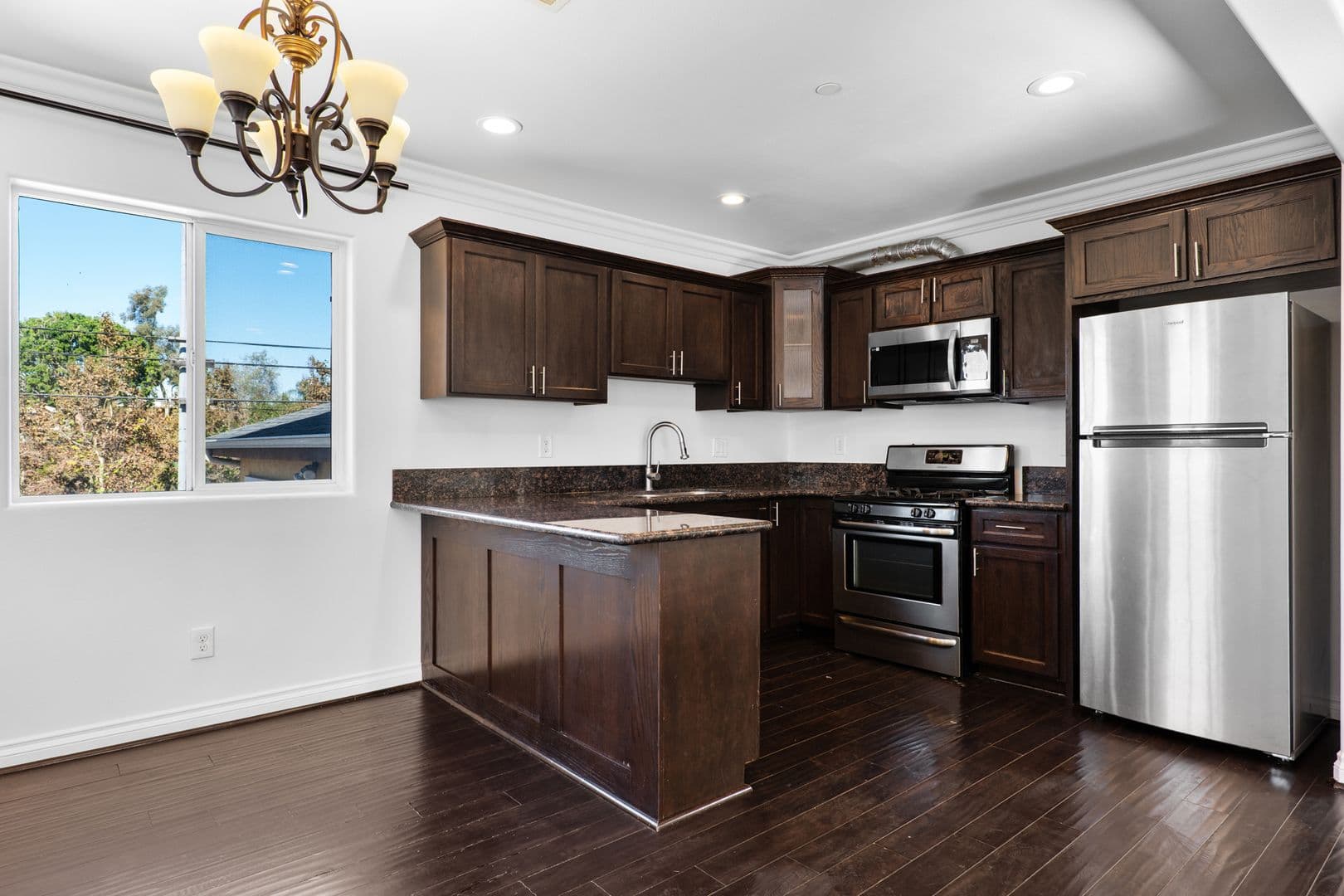 Los Angeles Condo: 1530 N Soto St
