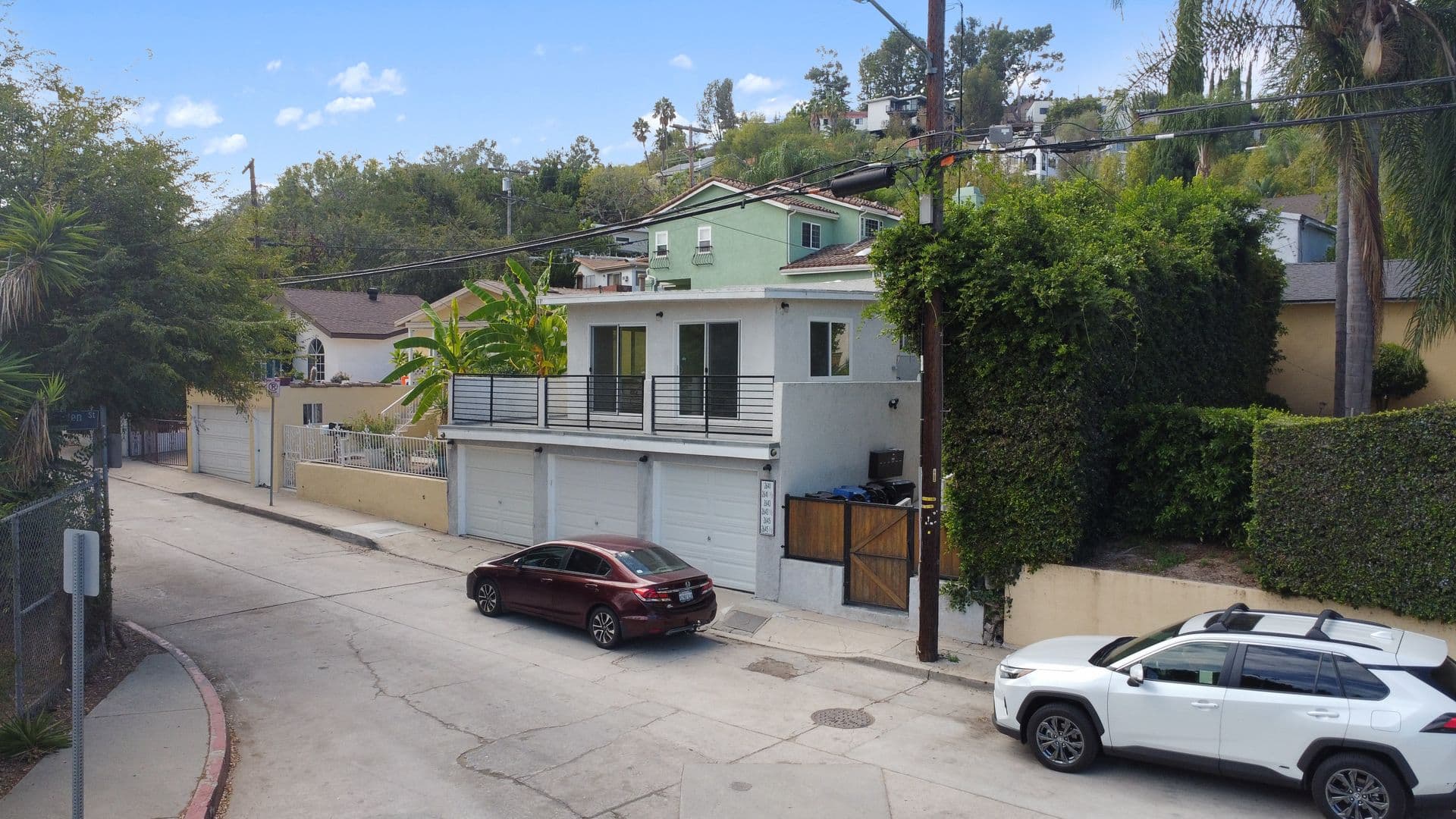 Los Angeles Condo: 2641 Riverside Terrace