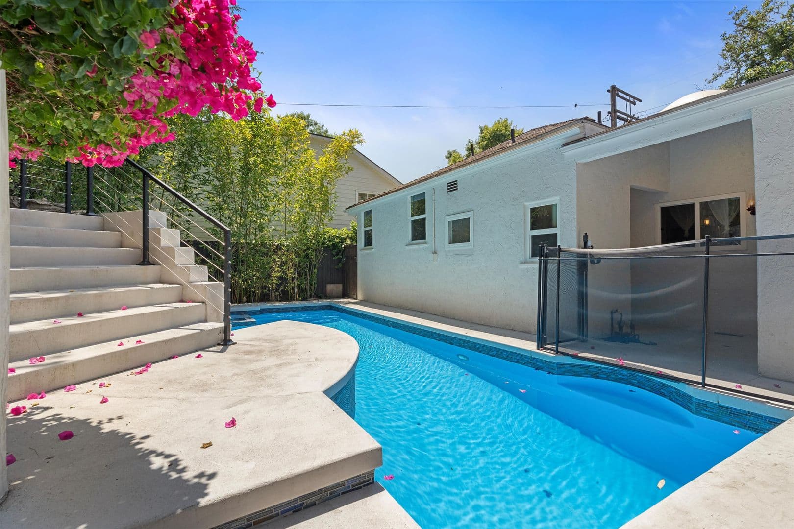 Glendale House: 2714 Hollister Terrace