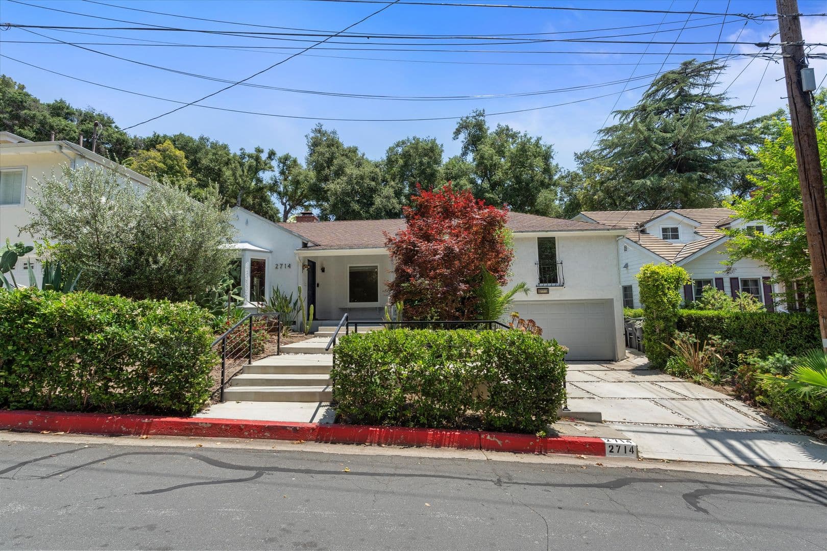 Glendale House: 2714 Hollister Terrace