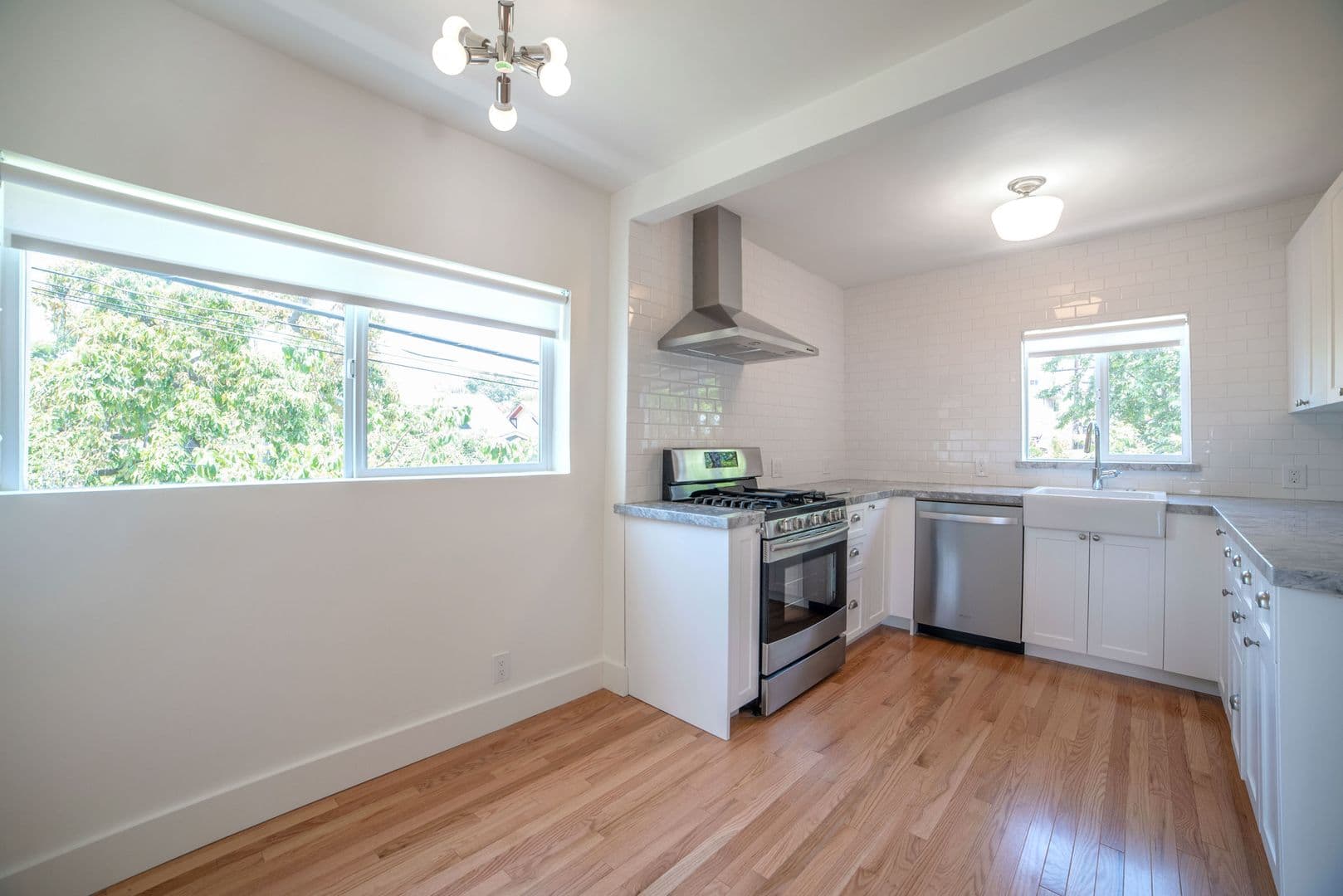 Los Angeles Condo: 2215 Elsinore St.