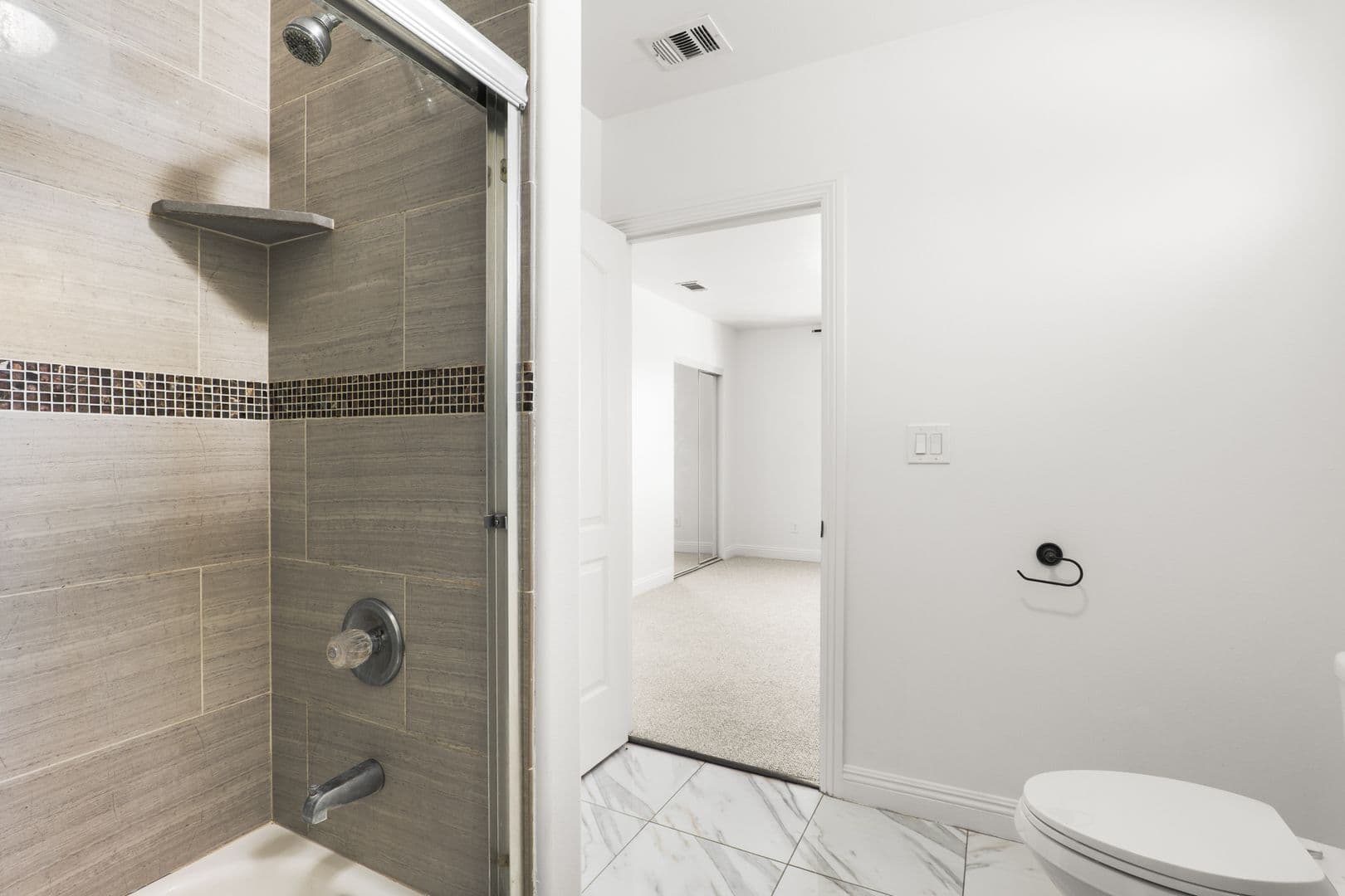 Los Angeles Condo: 1530 N Soto St