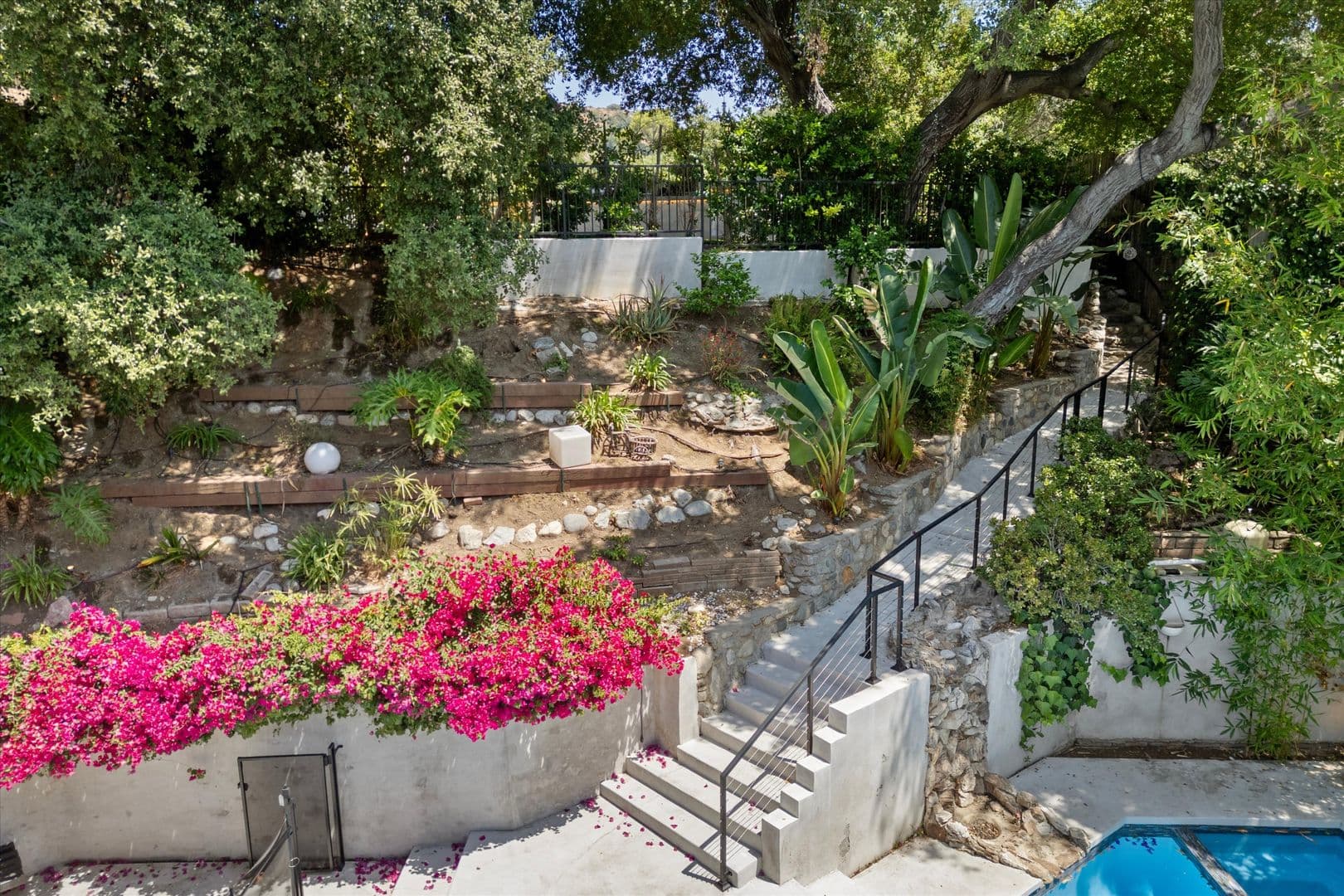 Glendale House: 2714 Hollister Terrace