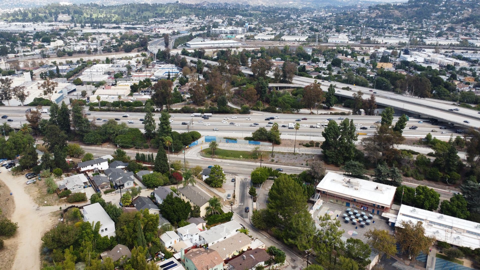 Los Angeles Condo: 2641 Riverside Terrace