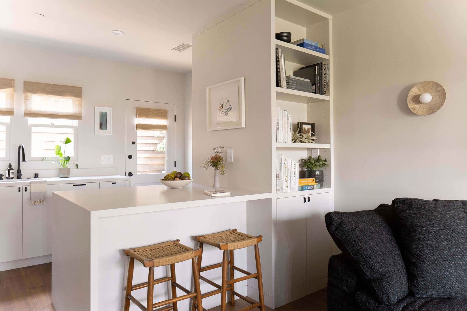 Santa Monica Condo: 2545 2nd St.