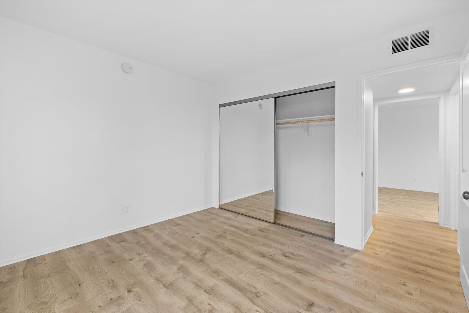 Valley Village Apartment: 5401 Rhodes Ave