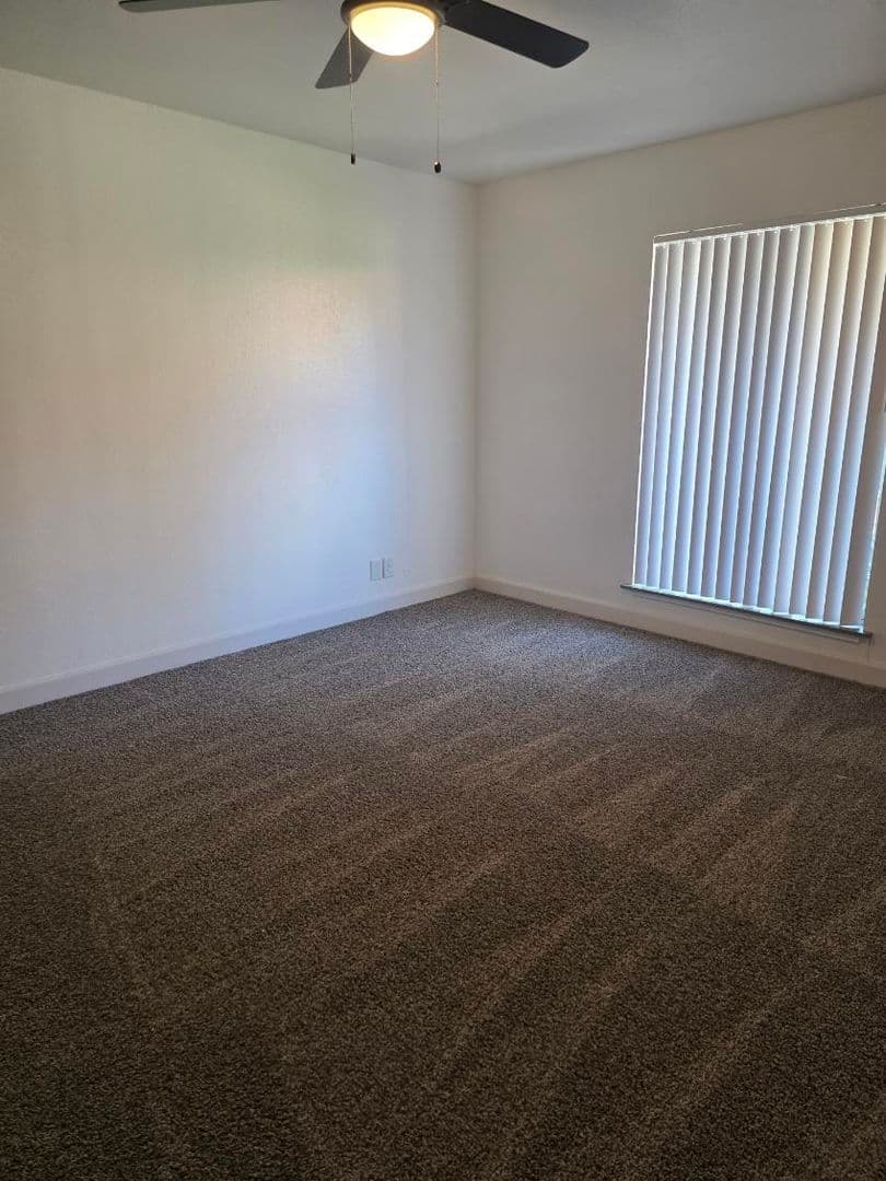 FRESNO Apartment: 2910-20 E. Huntington