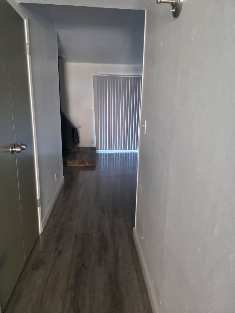 FRESNO Apartment: 2910-20 E. Huntington
