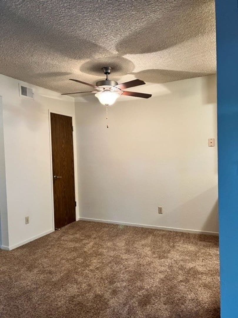 FRESNO Apartment: 5739 N CEDAR AVE, APT 125