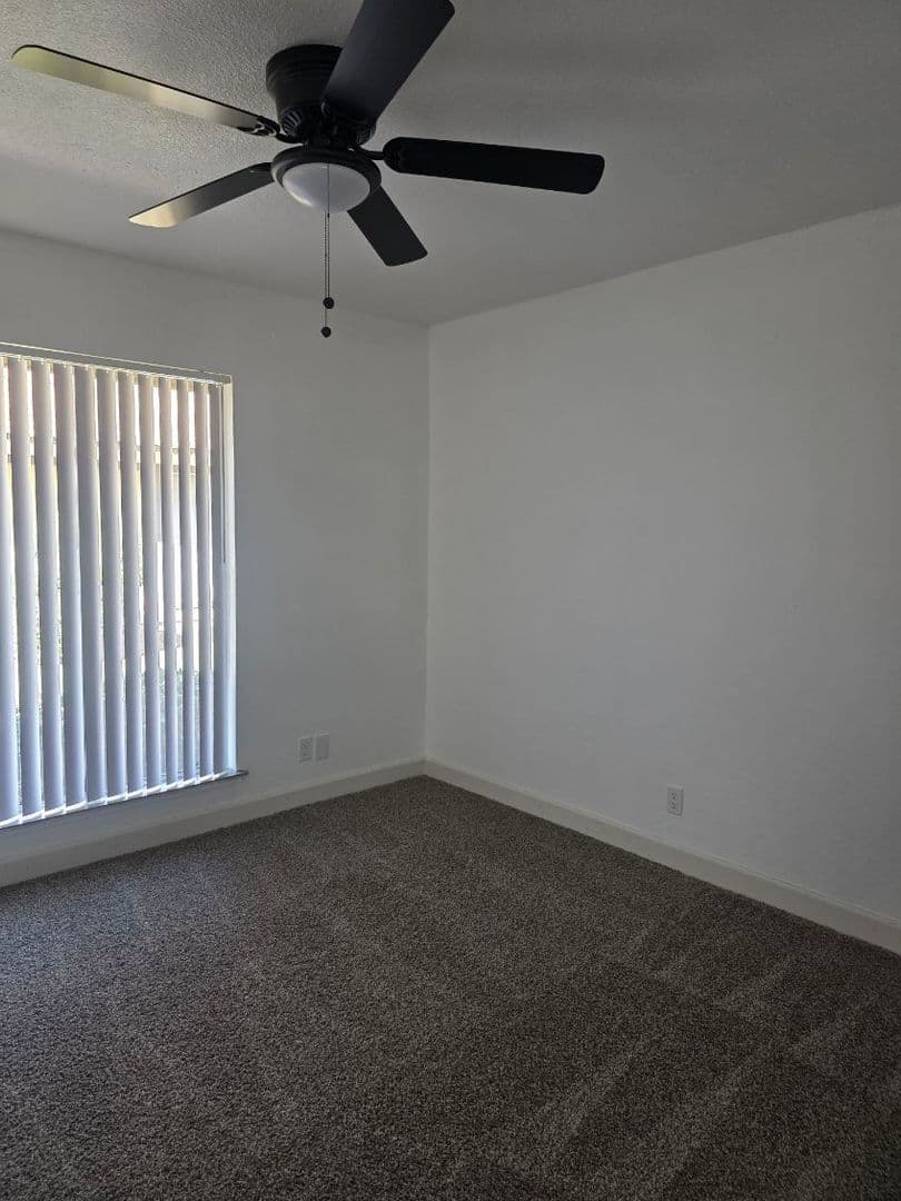 FRESNO Apartment: 2910-20 E. Huntington