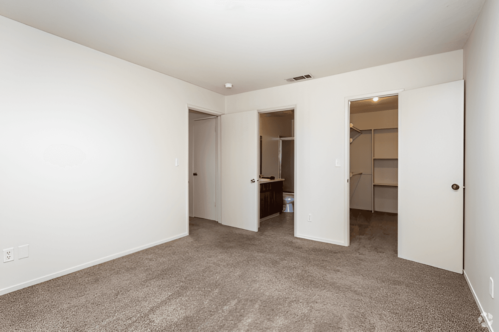 FRESNO Apartment: 4144 N VALENTINE AVE