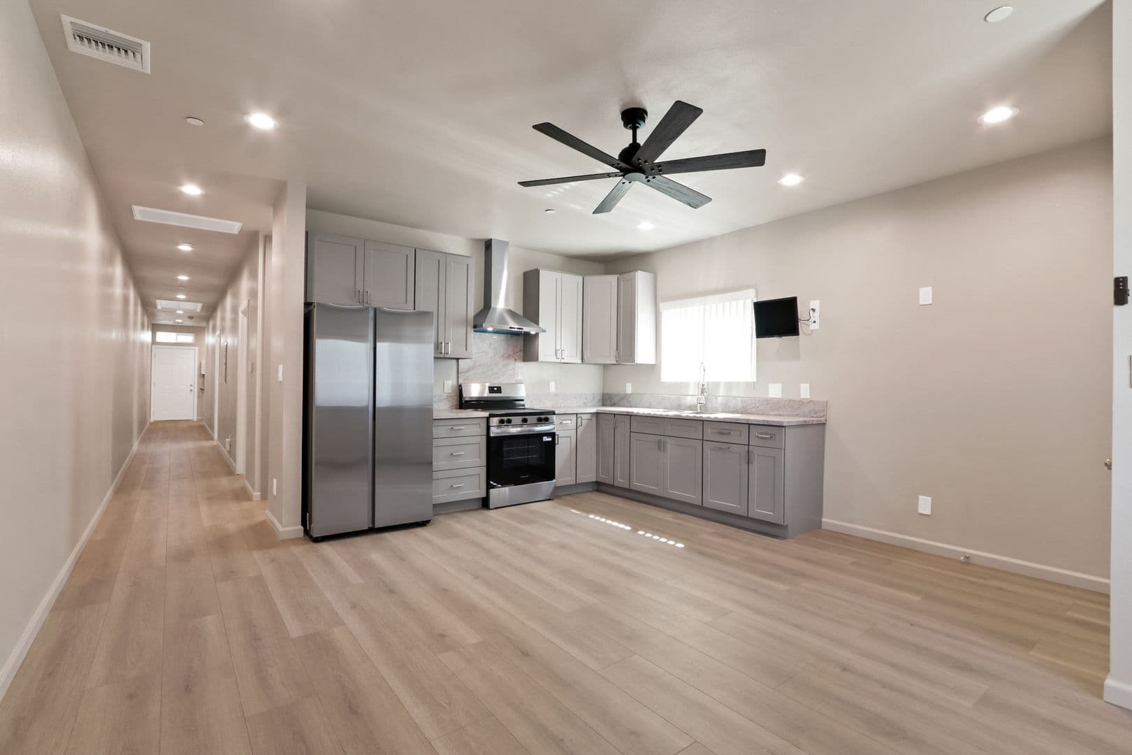 Whittier Apartment: 10838 Carmenita Road