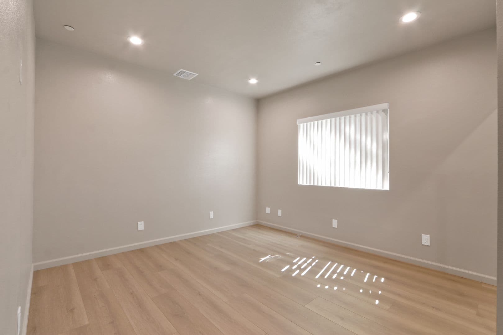 Whittier Apartment: 10838 Carmenita Road