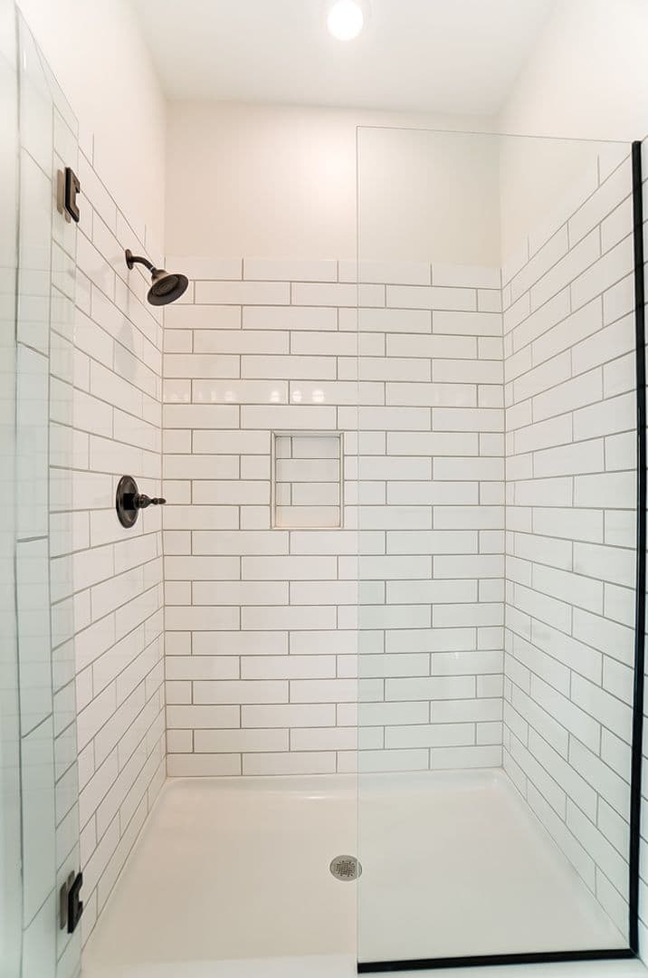 Columbus Apartment: 1079 N. High St.