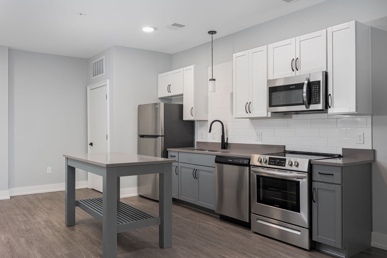 Columbus Apartment: 750 E. Broad Street
