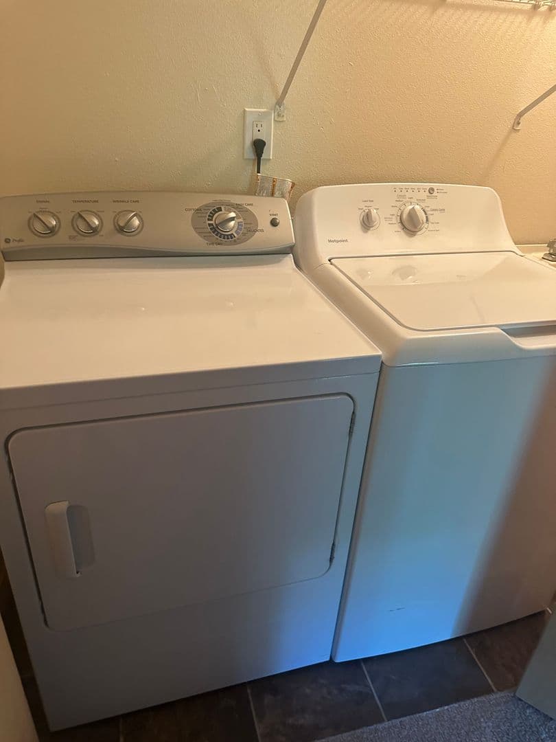 Kirkland Apartment: 10915 NE 128th St