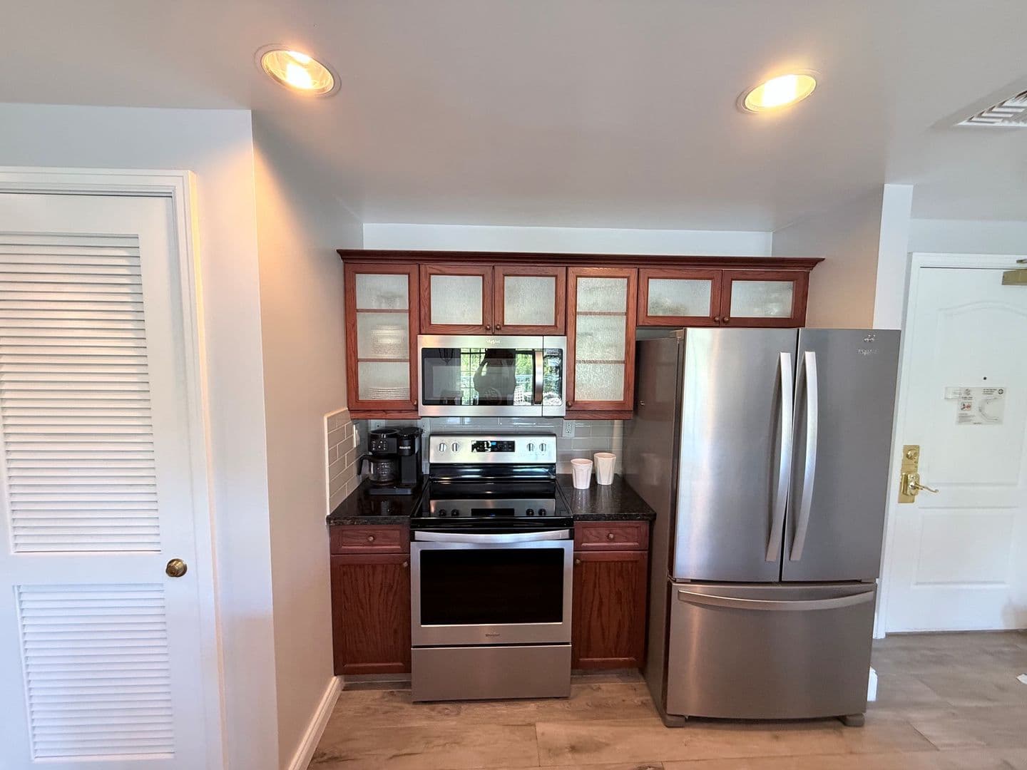 Henderson House: 30 Strada Di Villaggio