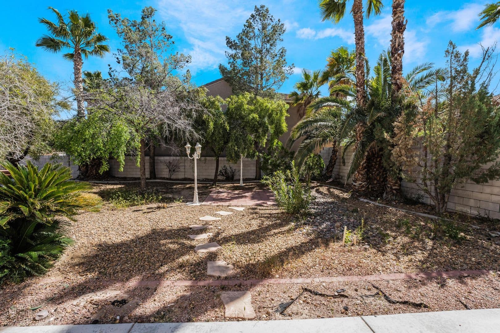 Las Vegas House: 8901 Goldstone Ave.