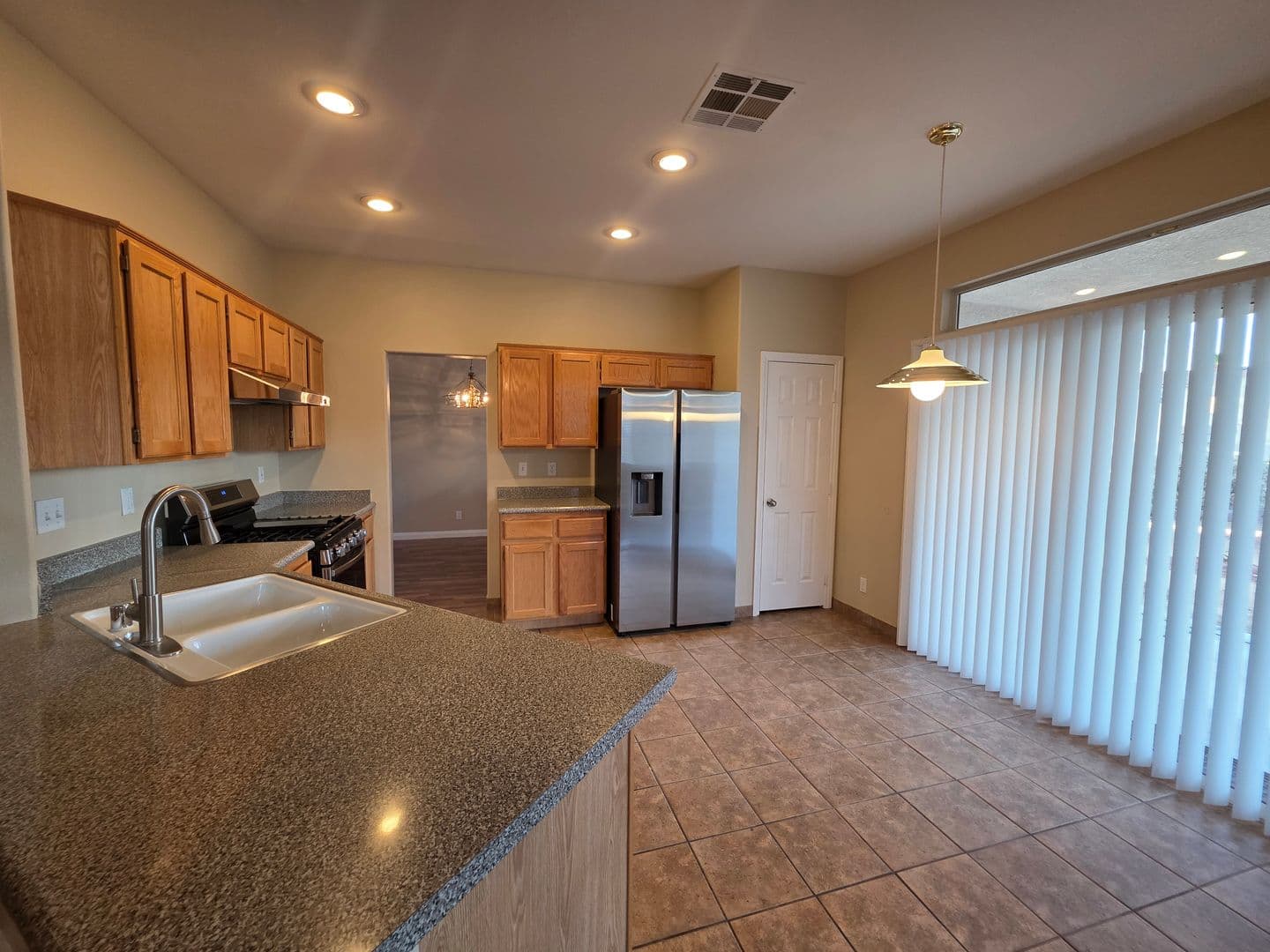Las Vegas House: 748 Maccabe Ave