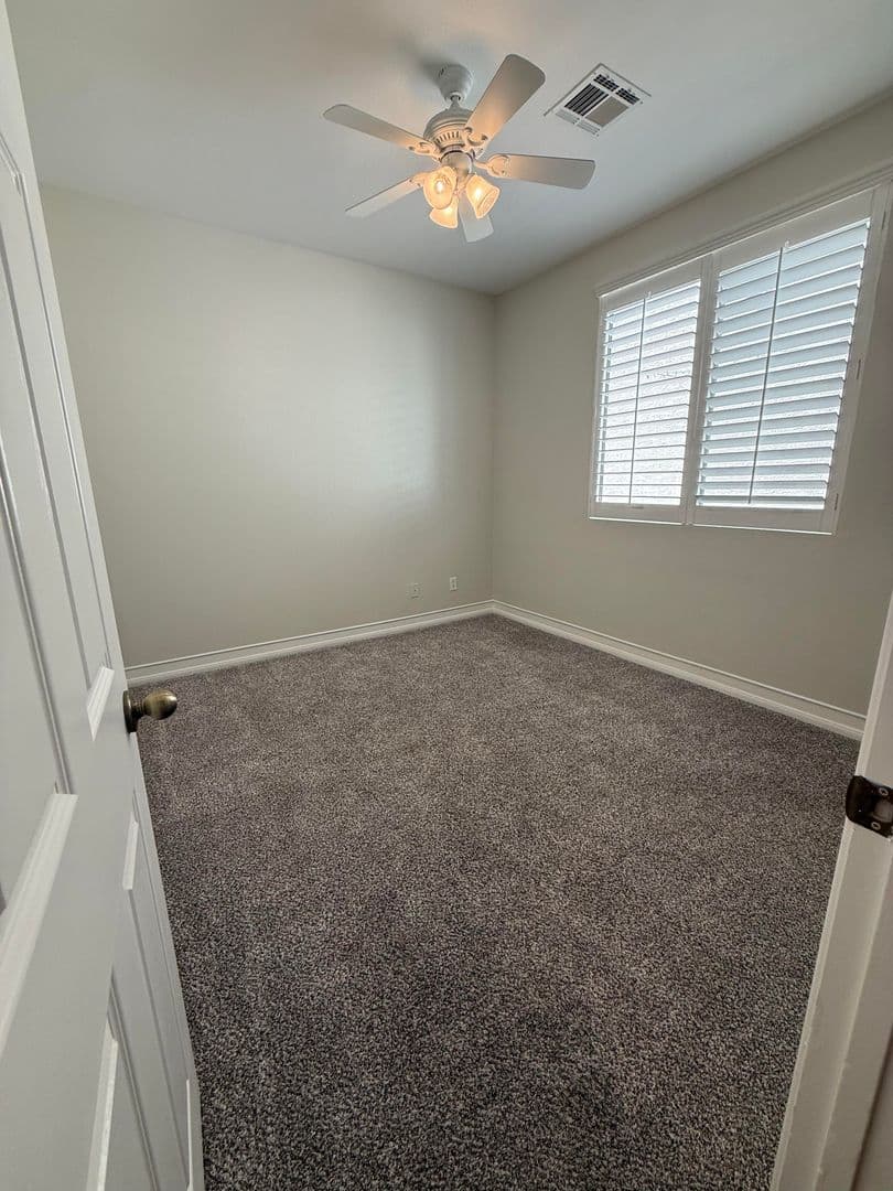 Las Vegas House: 7621 Port Orchard Ave.