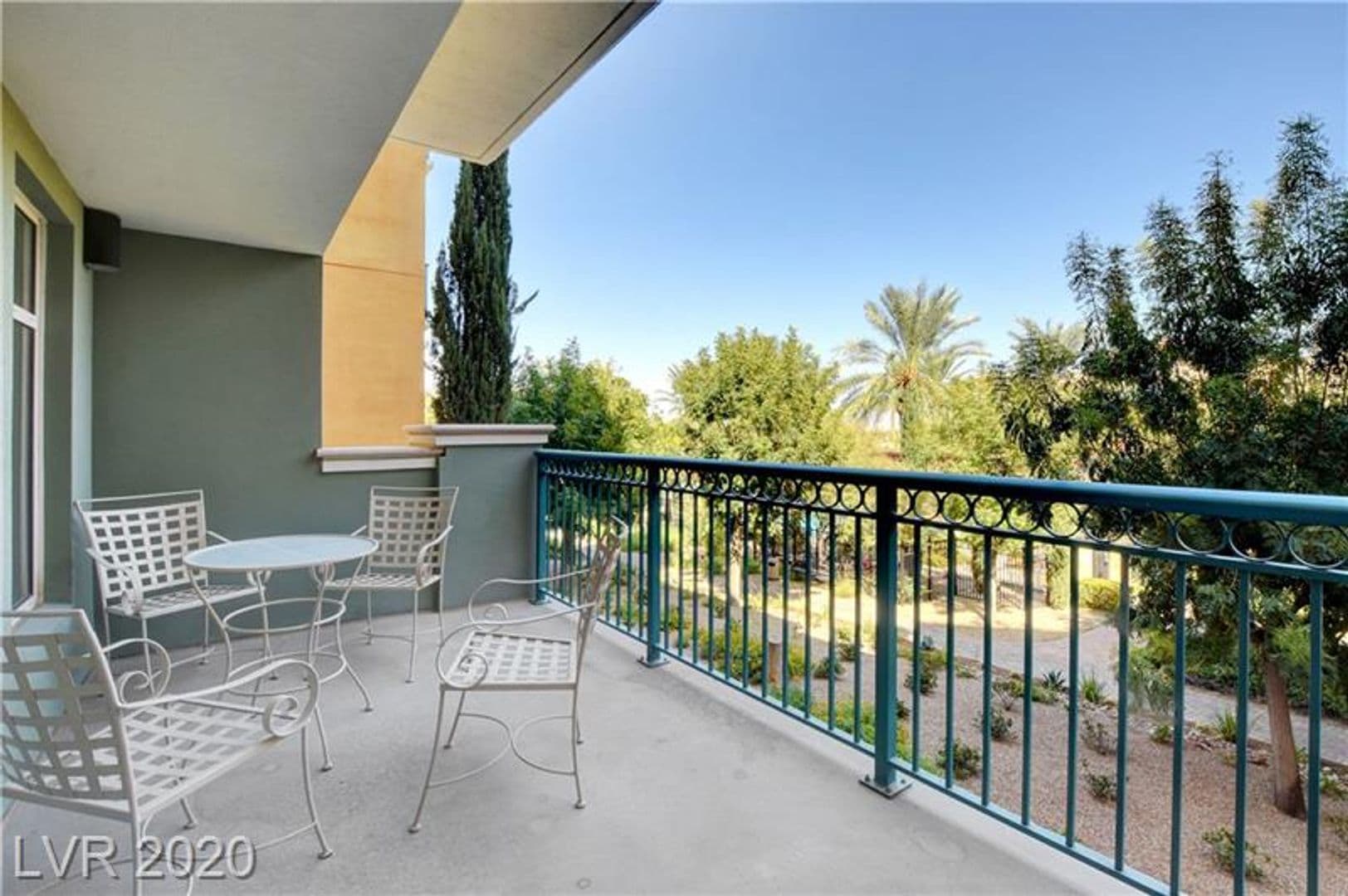 Henderson House: 30 Strada Di Villaggio