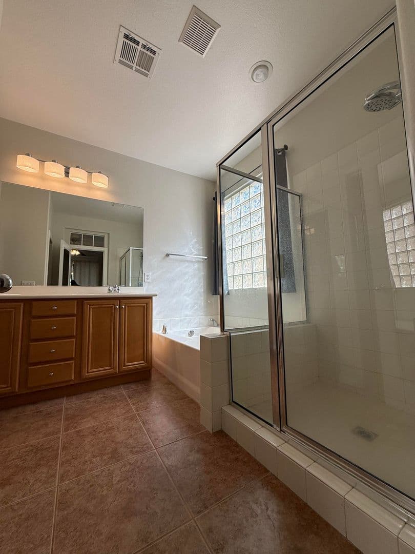 Las Vegas House: 7621 Port Orchard Ave.
