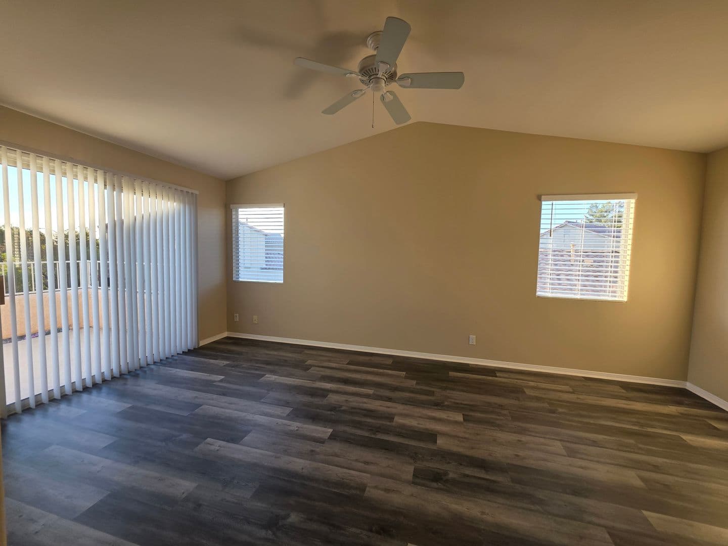 Las Vegas House: 748 Maccabe Ave