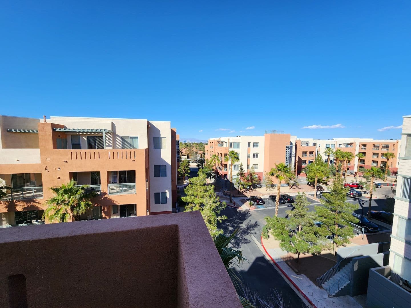 Las Vegas House: 35 E Agate Ave #507