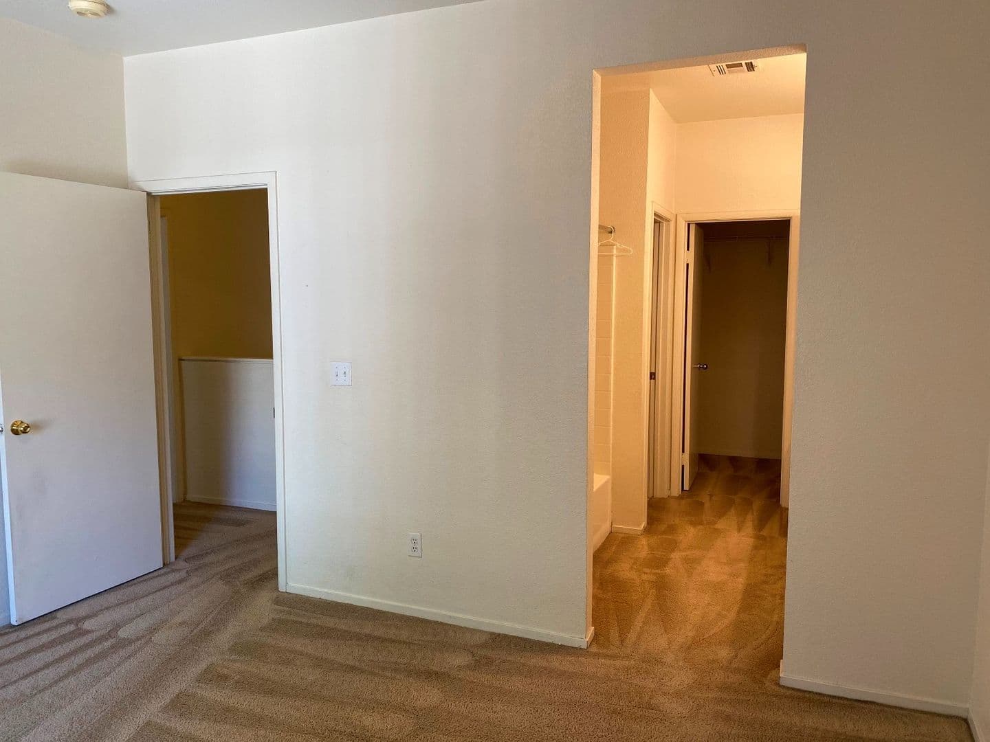 Henderson House: 251 S. Green Valley Pkwy #1012