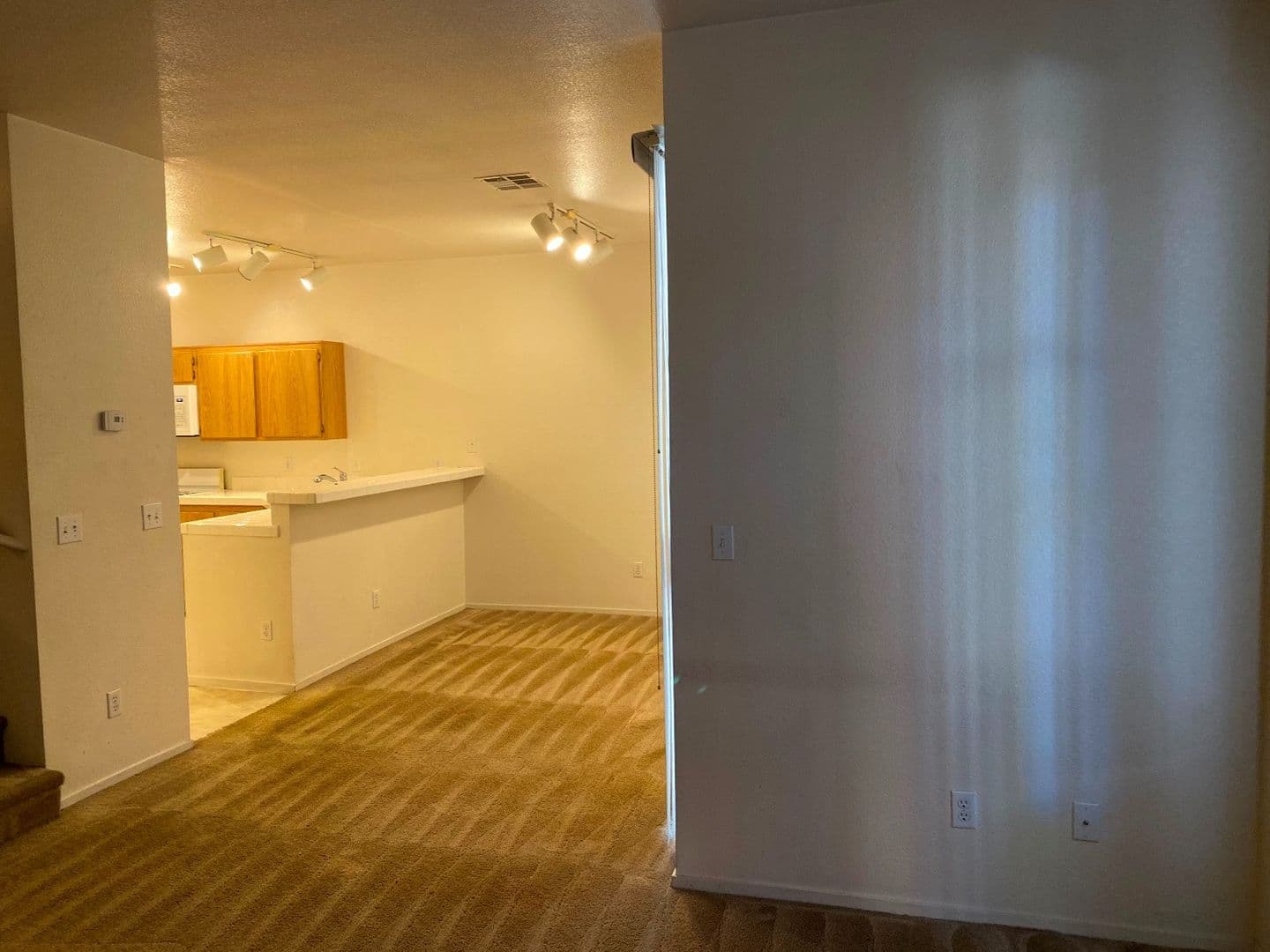 Henderson House: 251 S. Green Valley Pkwy #1012