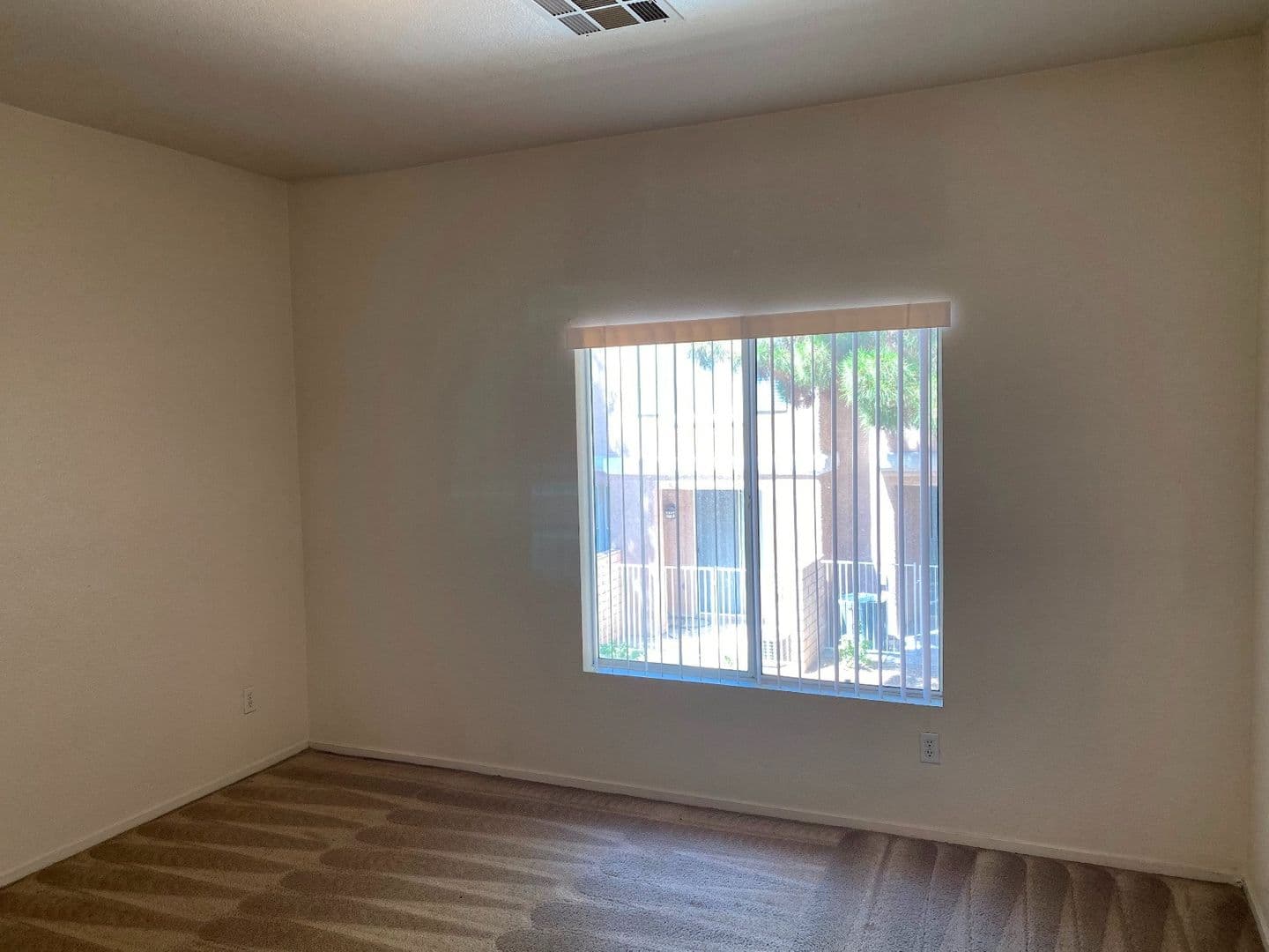 Henderson House: 251 S. Green Valley Pkwy #1012
