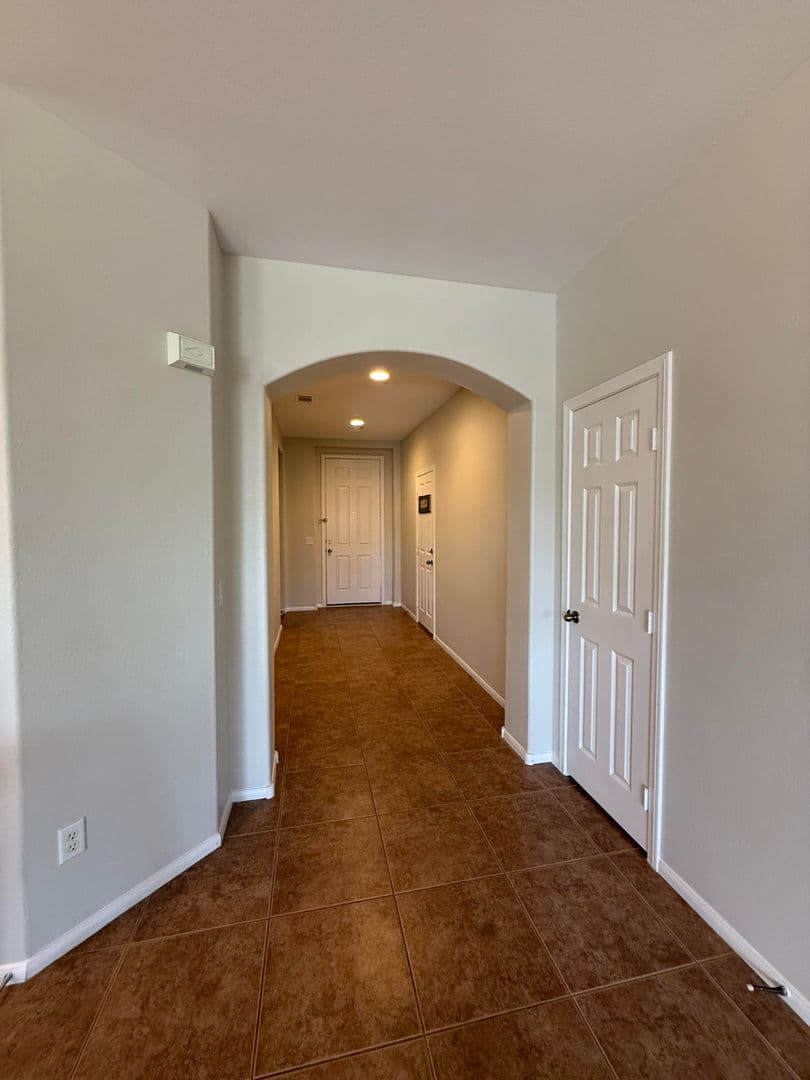 Las Vegas House: 7621 Port Orchard Ave.