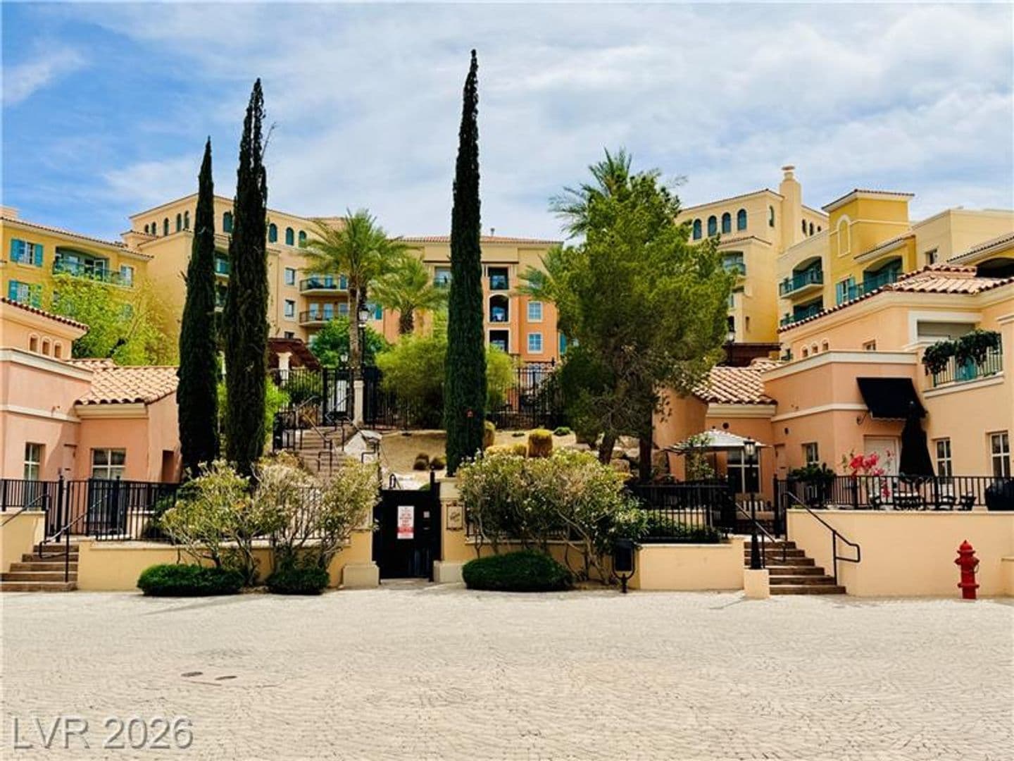 Henderson House: 30 Strada Di Villaggio