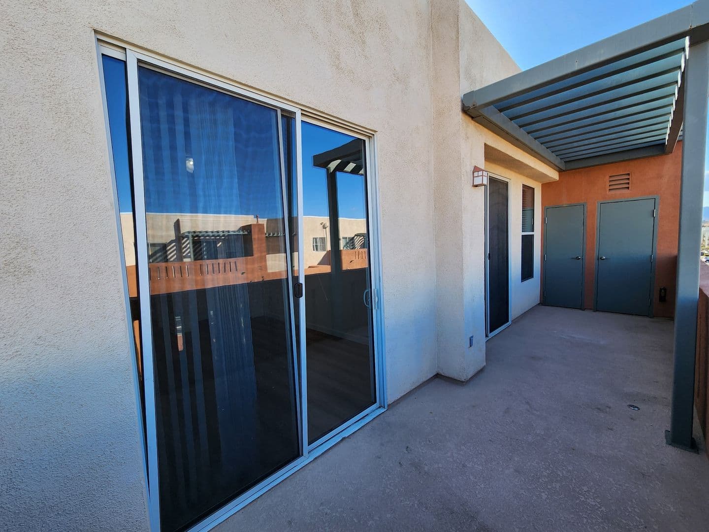 Las Vegas House: 35 E Agate Ave #507