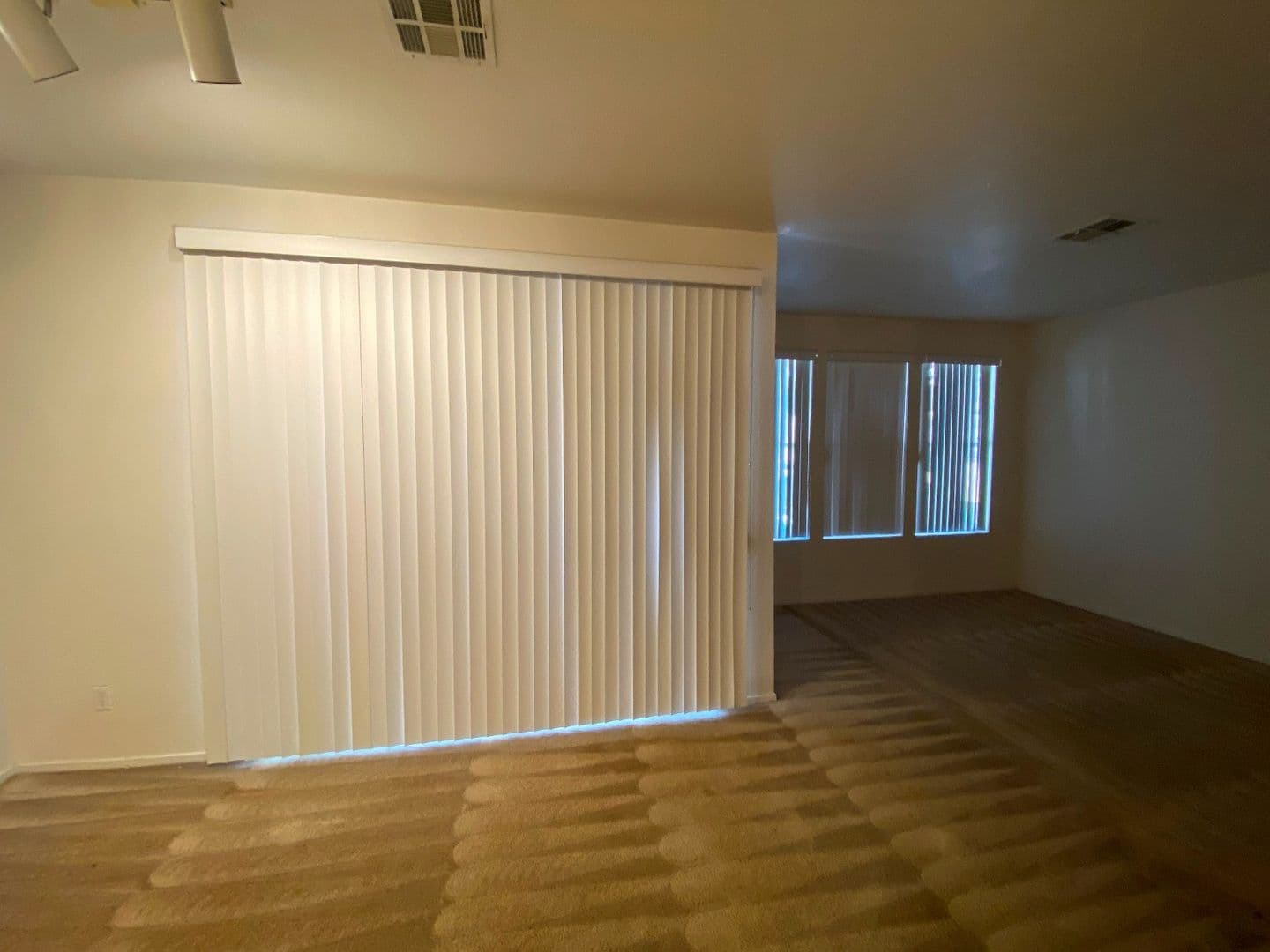Henderson House: 251 S. Green Valley Pkwy #1012
