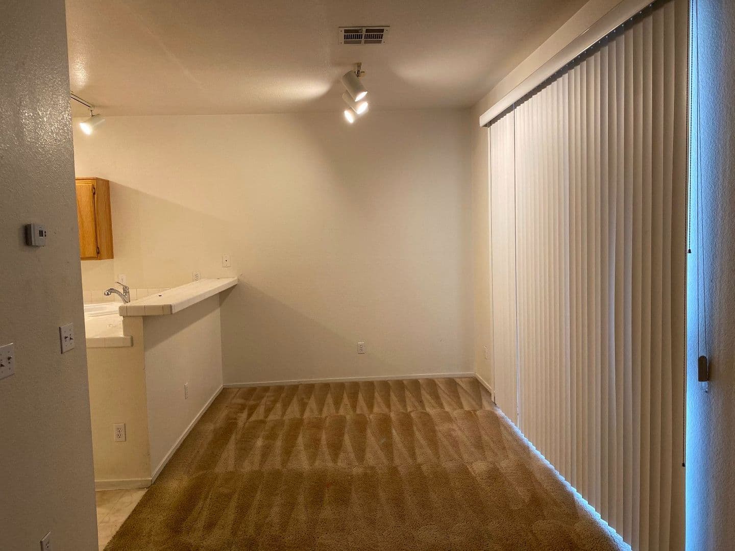 Henderson House: 251 S. Green Valley Pkwy #1012