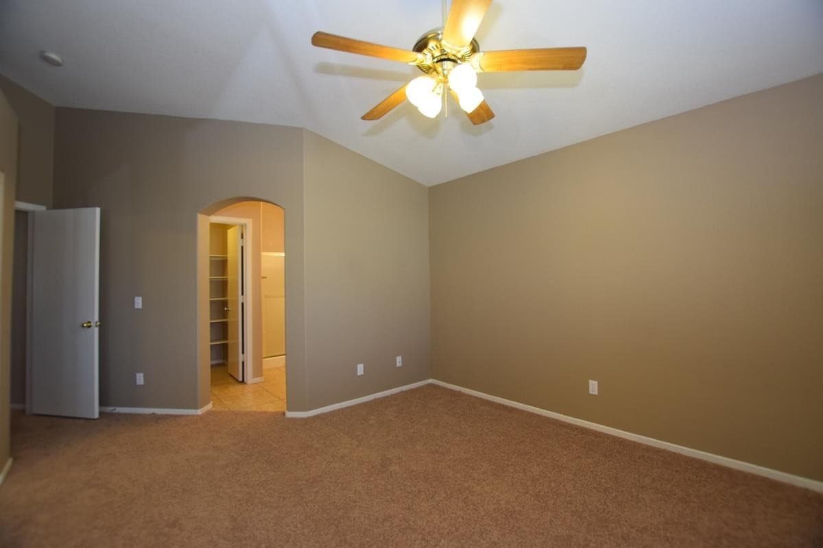 Las Vegas House: 1024 Clover Tip