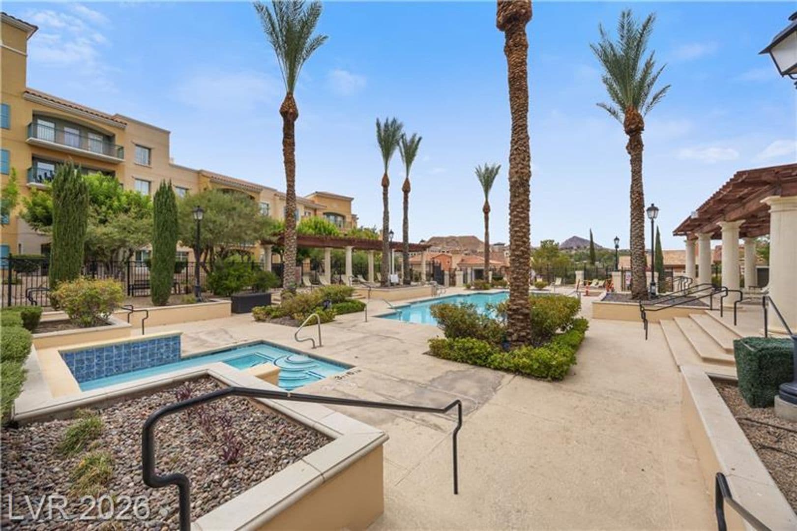 Henderson House: 30 Strada Di Villaggio